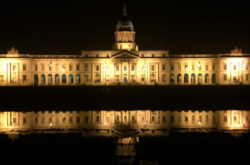 Customs House Dublin At Night 1